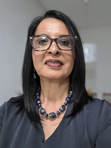 Customer photo review of Lace Front Cabelo Humano Longbob Ronnie Castanho Escuro Natural - Repartição Livre 13x4