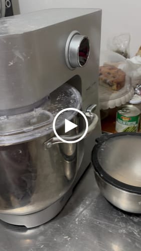 Customer video review of 🎁 Kit Accessori Premium per Forno – Spatola, Lampadina di Ricambio, Forbici Oro (100% off)
