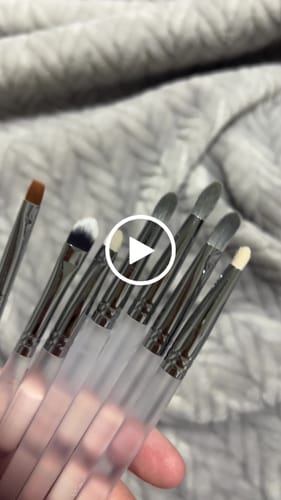 Customer video review of Precision Essentials – set četkica za precizne tehnike šminkanja očiju (7 komada)