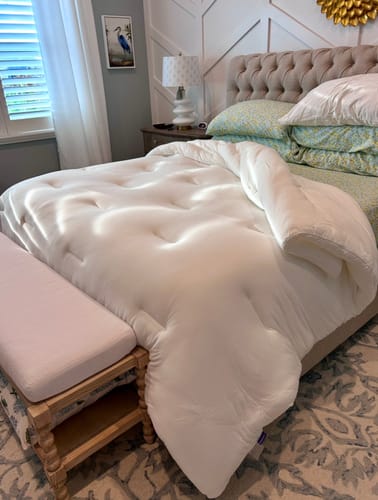 Customer photo review of MarshMellow Comforter