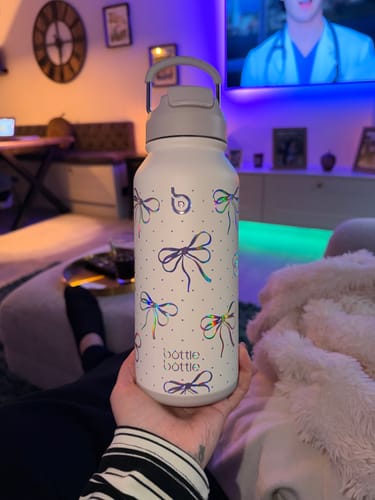 Customer photo review of Hydro X Bottle 32oz - Bow (Per-sale)