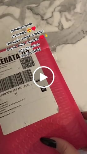 Customer video review of Portachiavi Lungo da collo di perle fatto a mano 💙 Blu