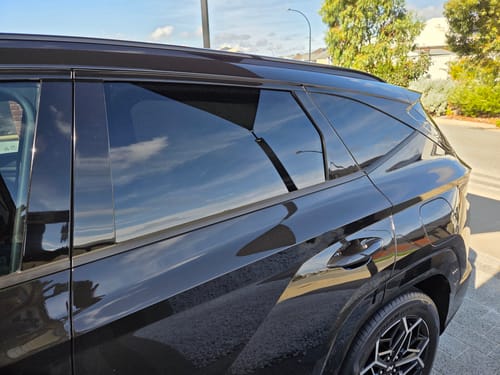 Customer photo review of Rear Side Windows Click Shades for Hyundai Tucson 2021 - 2026