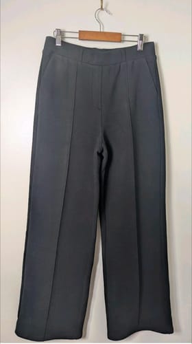 Customer photo review of OGL Women's NWT/NWOT Wholesale Clothing