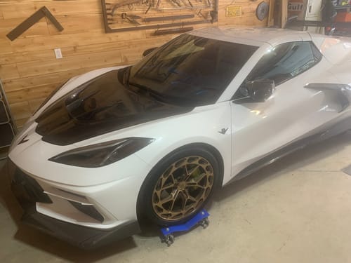Customer photo review of Corvette C8 Side Intake Mesh Grille