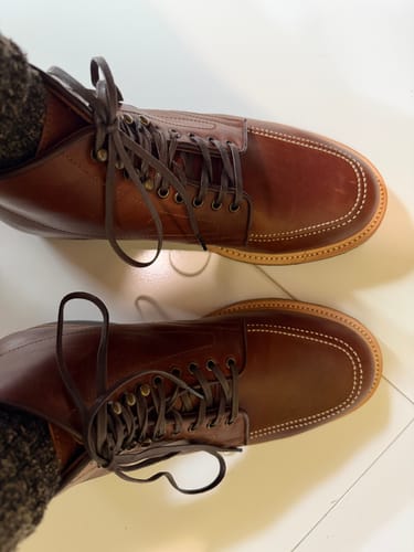 Customer photo review of Indiana Moctoe Boot - luosjiet®boots - Brown Full Grain Pull-Up Cowhide