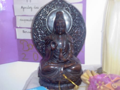 Customer photo review of 🪷 Statue de Guan Yin (résine aspect bois)