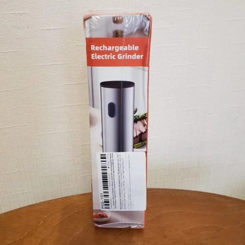 Customer photo review of Automatic Salt and Pepper Grinder