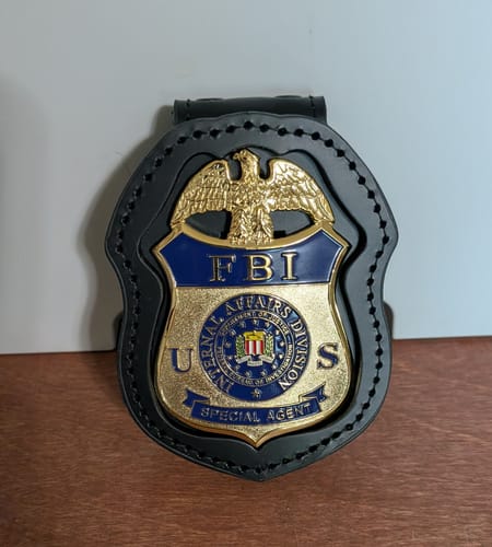 Customer photo review of US FBI Special Agent Badge Solid Copper Replica Movie Props
