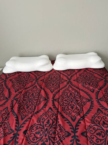 Customer photo review of CloudAlign™ Pillow