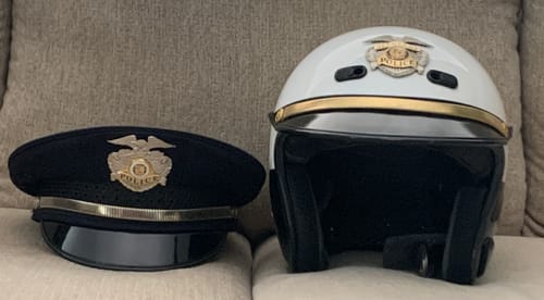 Customer photo review of LAPD Los Angeles Police Cap Badge Hat Insignia Replica Movie Props