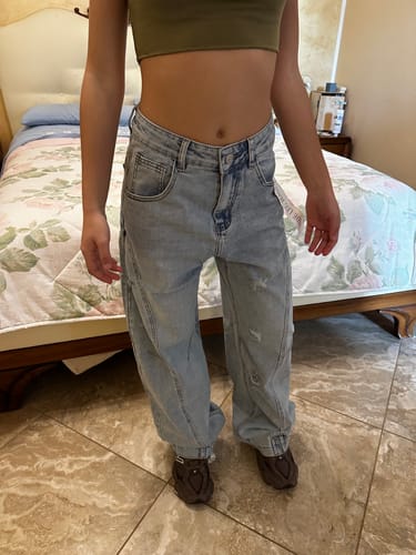 Customer photo review of Jeans Baloon Urban con strappi