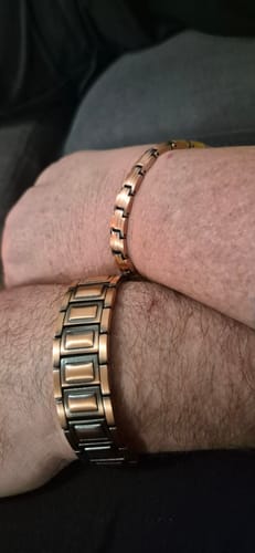 Customer photo review of Ladies Copper Magnetic Bracelet NEW 2026 Model Double Strength