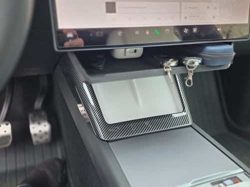 Customer photo review of 16" Front & Rear 9H Tempered Glass Screen Protector for Tesla Model Y Juniper 2026+