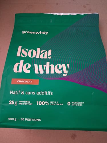 Photo par un client du sachet vert d'Isolat de Whey Native au chocolat, sans additifs.