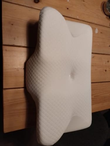 Avis photo d'un client sur Oreiller ergonomique à mémoire de forme
