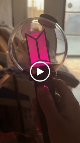 Customer video review of BTS - OFFICIAL LIGHT STICK VER.4