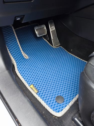 Customer photo review of Auto Fußmatten nach Maß - Komplettset