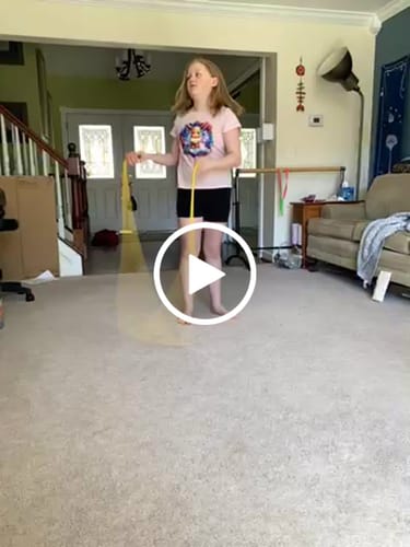 Customer video review of Kids Rope Yellow 10 MM 205 cms. 190 grams.