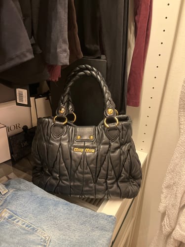 Customer photo review of Hand Bag