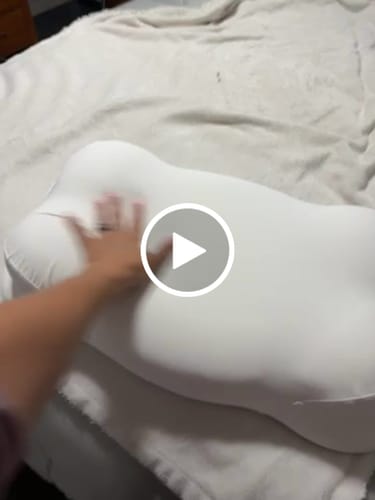 Customer video review of CloudAlign™ Pillow