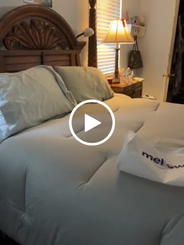 Customer video review of MarshMellow Comforter