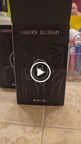 Customer video review of VANILLA AMOUR w/pheromones