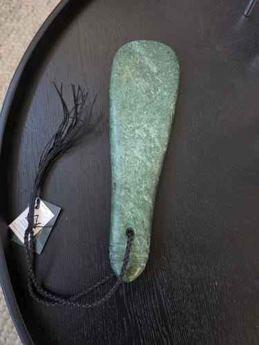 Customer photo review of Full Size Authentic Ngai Tahu Pounamu Greenstone Mere