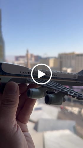 Customer video review of AIR FORCE ONE CONSTRUCTION TOY
