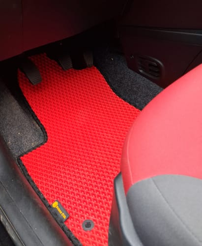 Customer photo review of Auto Fußmatten nach Maß - Vorne