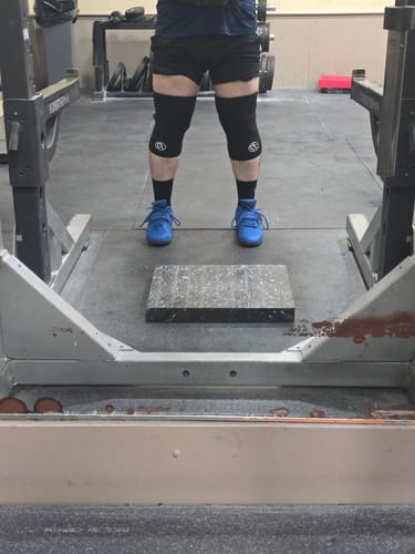 Customer photo review of 7MM Inferno Knee Sleeves - Black