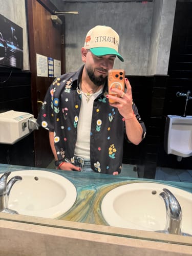 Customer photo review of Men's Floral Print Short Sleeve Shirt SKUL51963