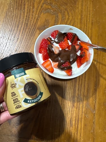 Customer photo review of KETOCIOK 250G CREMA SPALMABILE NOCCIOLE IGP E CACAO SENZA ZUCCHERO