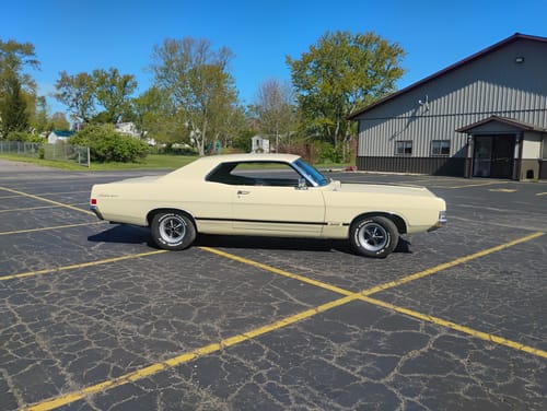 Customer photo review of FORD USA MEADOWLARK YELLOW M3021 | OEMatch Automotive Spraycan