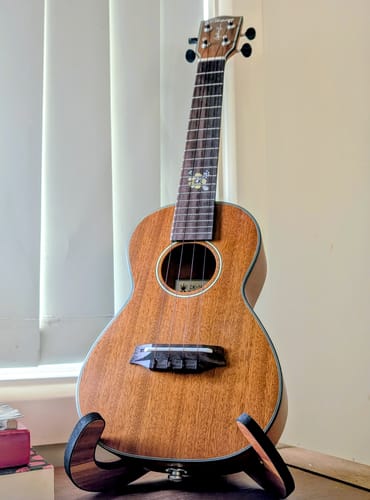 Customer photo review of CK-14CLE Electric Cynthia Lin Concert Ukulele by Ohana Ukuleles