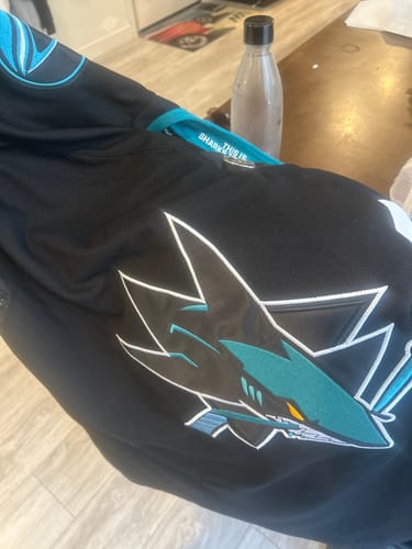 Customer photo review of Men's San Jose Sharks Logan Couture #39 Fanatics Black Alternate Breakaway Jersey