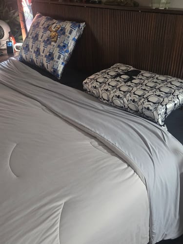 Customer photo review of Waterproof & Stain-Resistant Hotel Pillow