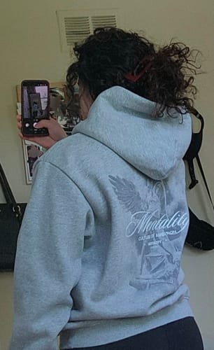 Customer photo review of 'ST.MICHAEL' TRAINING HOODIE - GRAY