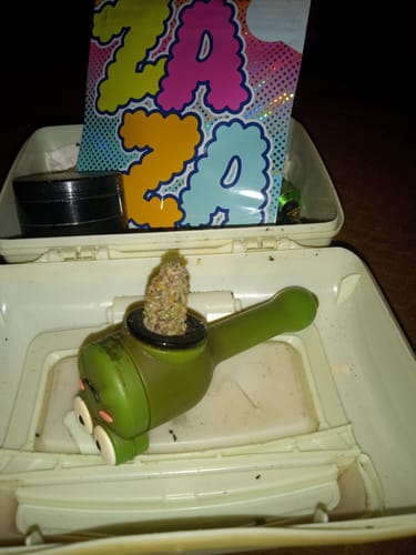 Customer photo review of Purple Trainwreck Indoor - 4 Grams - Sativa