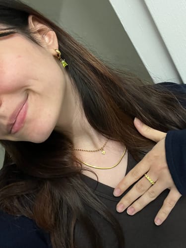Customer photo review of Isla Necklace - Gold
