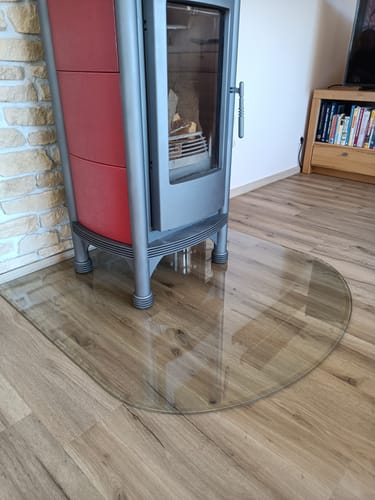 Customer photo review of Glasplatte Kamin, Funkenschutzplatte Glas für Kaminofen - Rundbogen