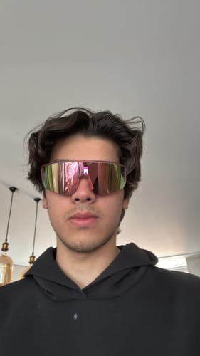 Customer photo review of Óculos de Sol Faster Esportivo Rosa | Proteção UV 400