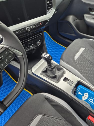 Customer photo review of Auto Fußmatten nach Maß - Komplettset