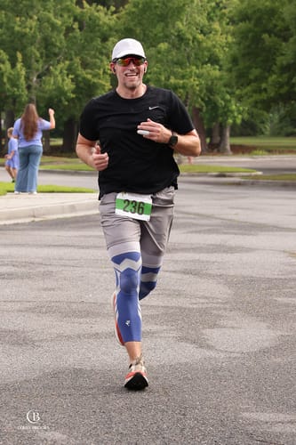Customer photo review of Compression Sleeves V2 – Winter Colors