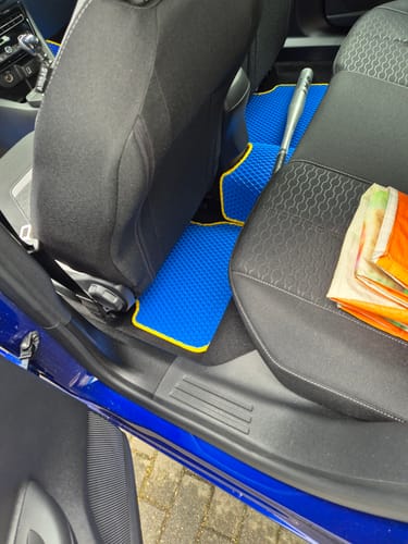 Customer photo review of Auto Fußmatten nach Maß - Komplettset