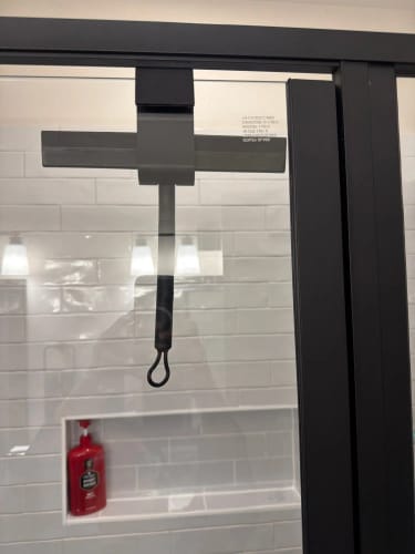 Customer photo review of Duschabzieher – mit Silikonhalter
