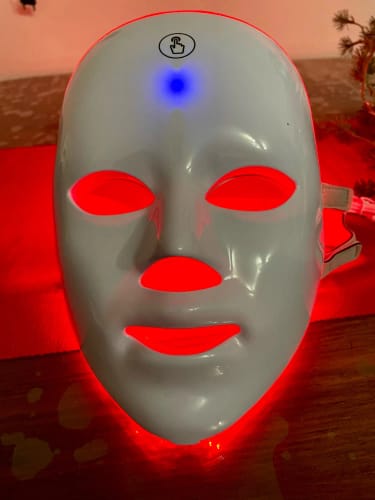 Customer photo review of 7-in-1 Youth-Renew LED Mask