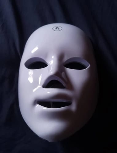 Customer photo review of 7-in-1 Youth-Renew LED Mask