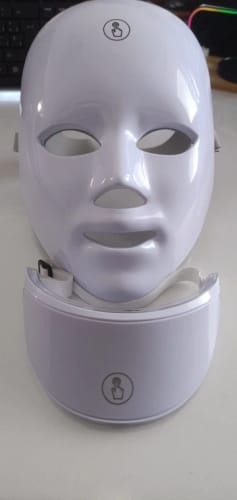 Customer photo review of 7-in-1 Youth-Renew LED Mask