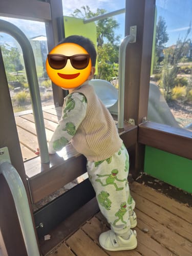Customer photo review of New OG Balance (Toddler/Kids)